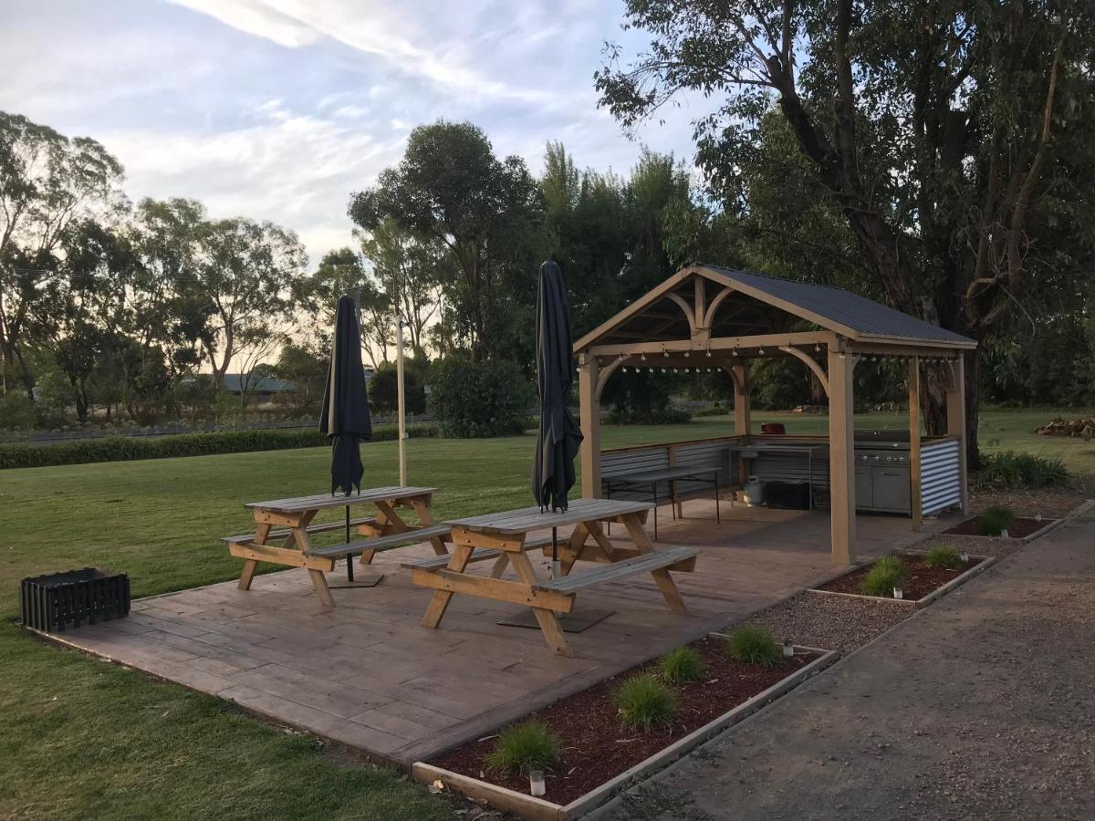 Tatura Country Motel 外观 照片